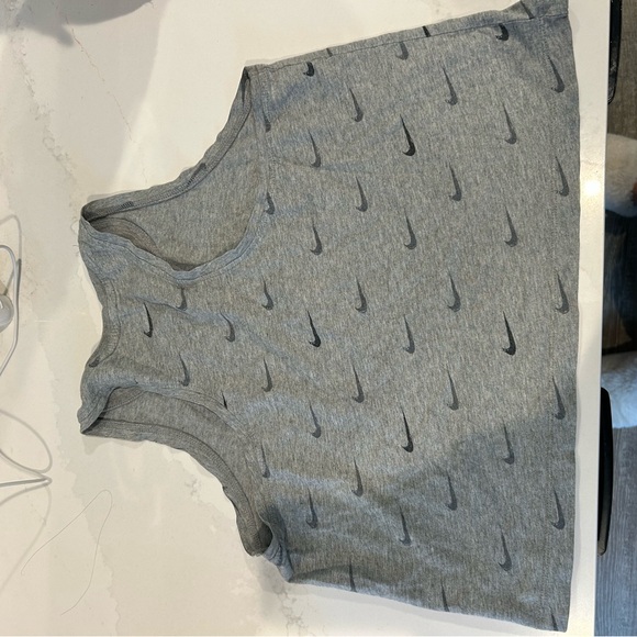 Nike Heather Gray Athletic Crop Top - Picture 5 of 5